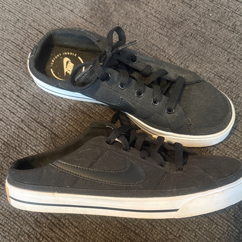Nike Black  Shoes